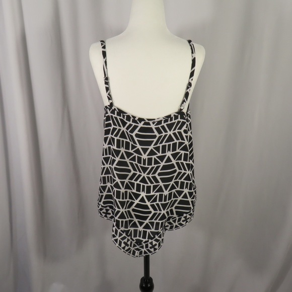 INC Black and White Geometric Scarf Tank Cami Size 6 - Picture 4 of 8